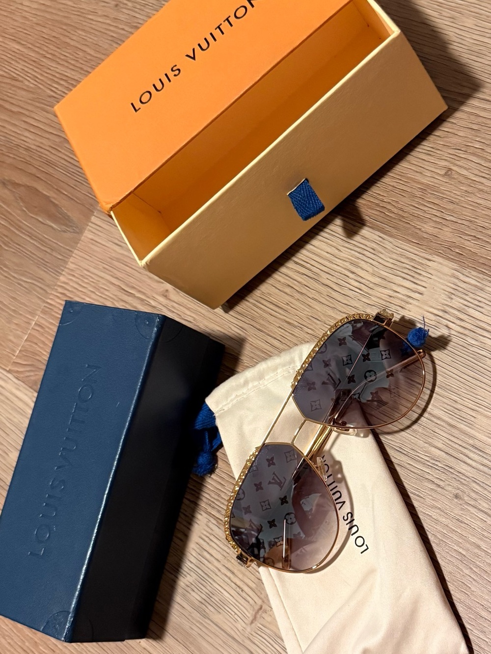 Louis Vuitton Gold Frame Sunglasses with Brown Gradient Monogram Lenses